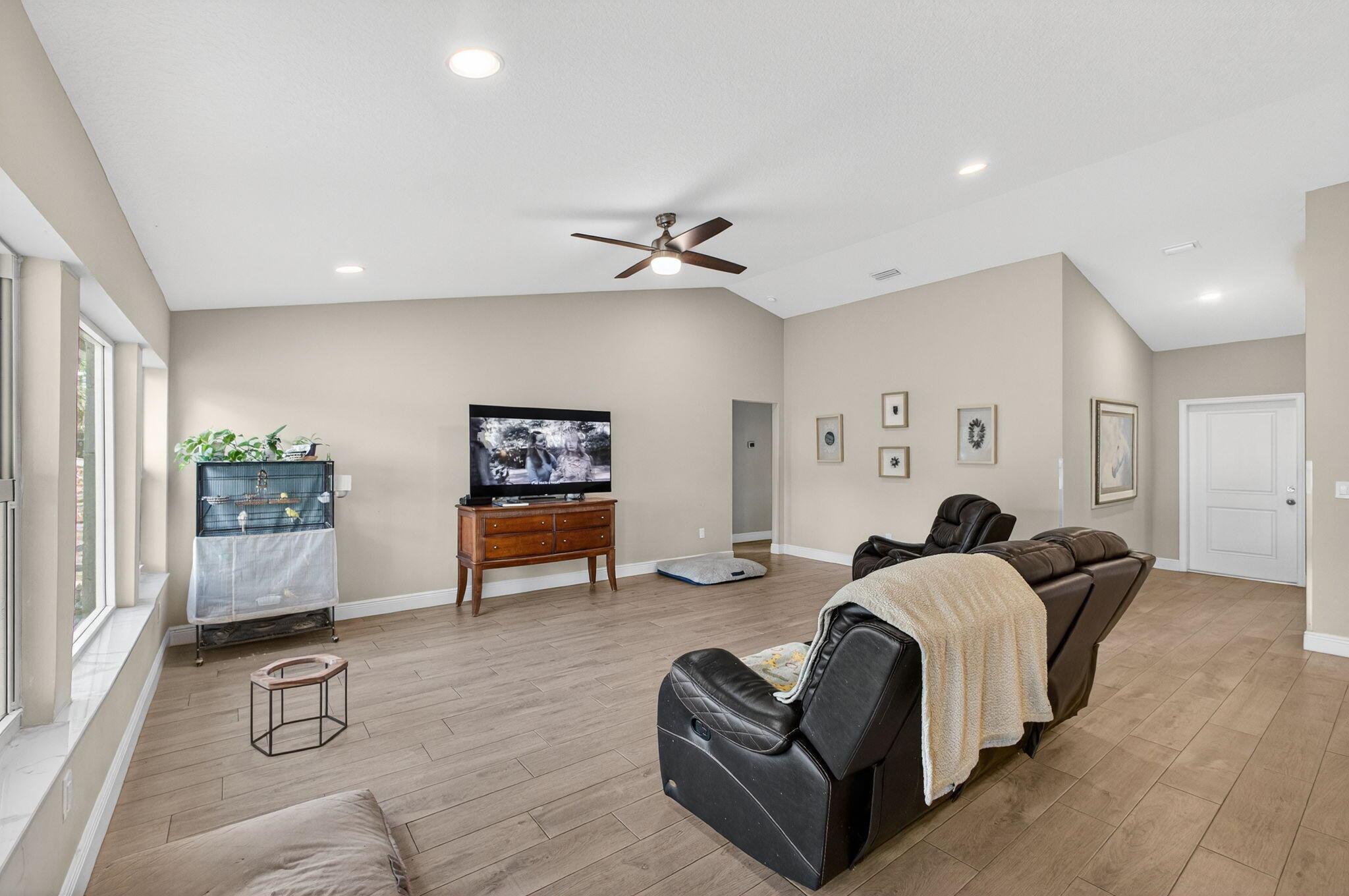 The Acreage - Residential