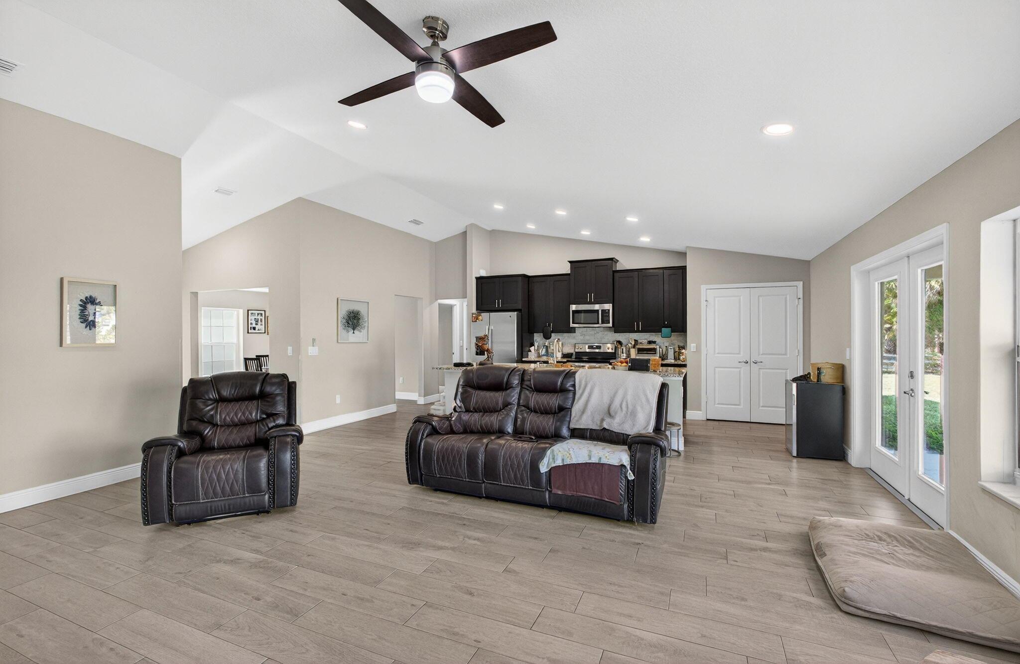 The Acreage - Residential