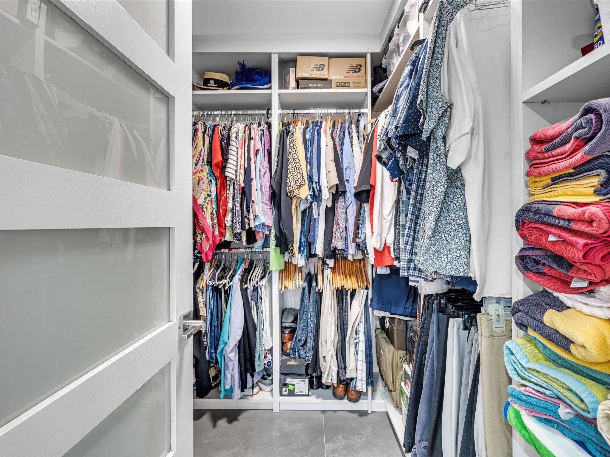 Opal Towers West Condominium - Residential