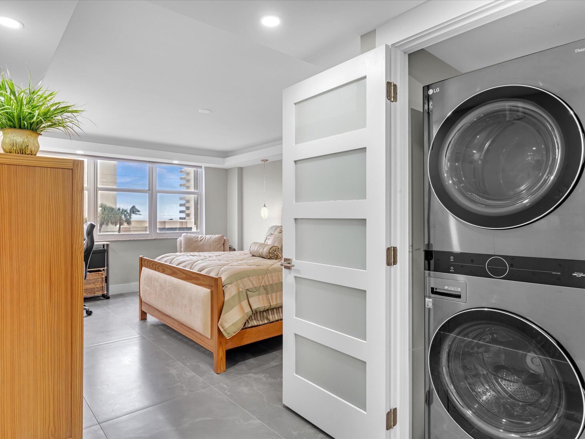 Opal Towers West Condominium - Residential