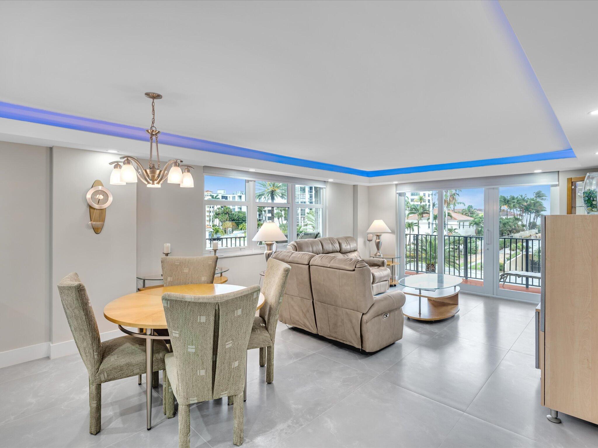 1150 Hillsboro Mile 302