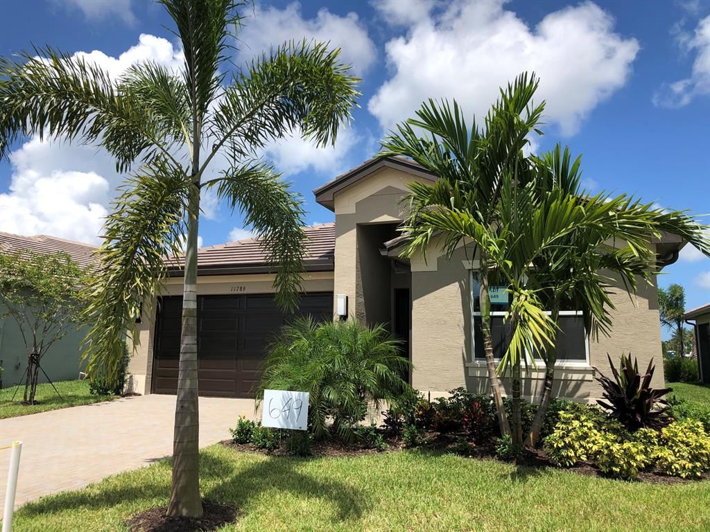 Photo of 11789 SW Hawthorne Hill Road, Port Saint Lucie, FL 34987 (MLS # R10713132)