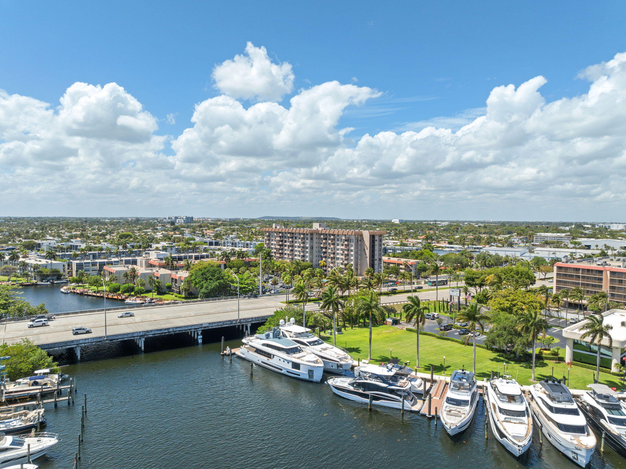 ISLAND CLUB TWO CONDO - Residential