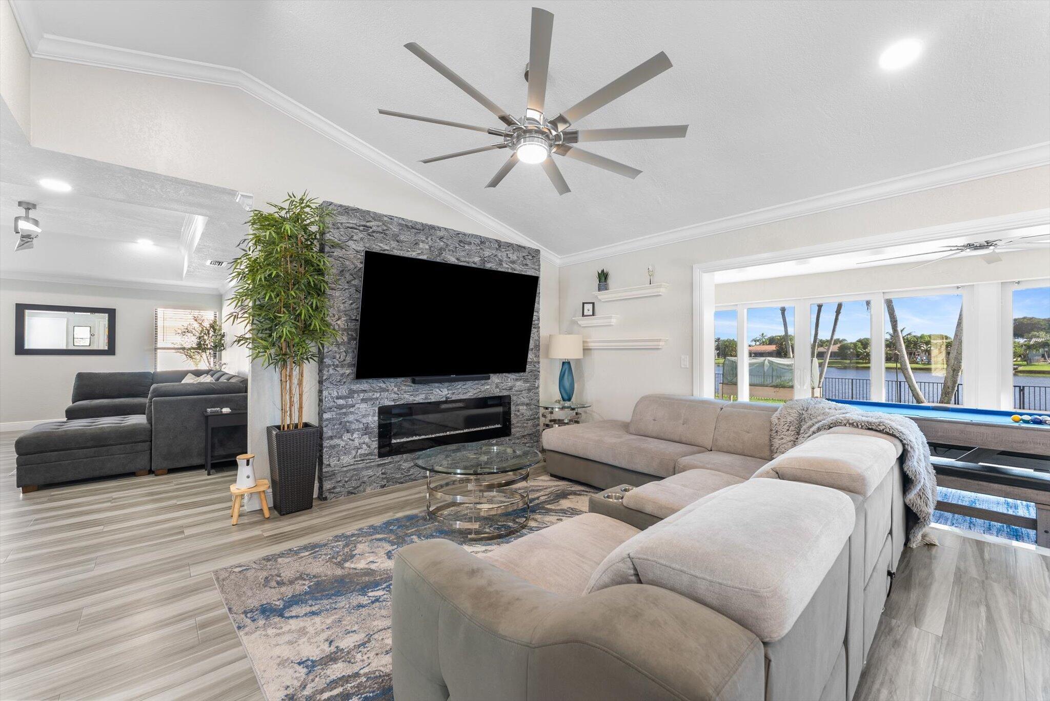 CRANBROOK LAKE ESTATES - Residential