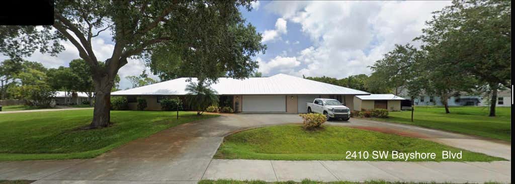 Photo of 2381 SW BAYSHORE Boulevard, Port Saint Lucie, FL 34984 (MLS # B26060825)