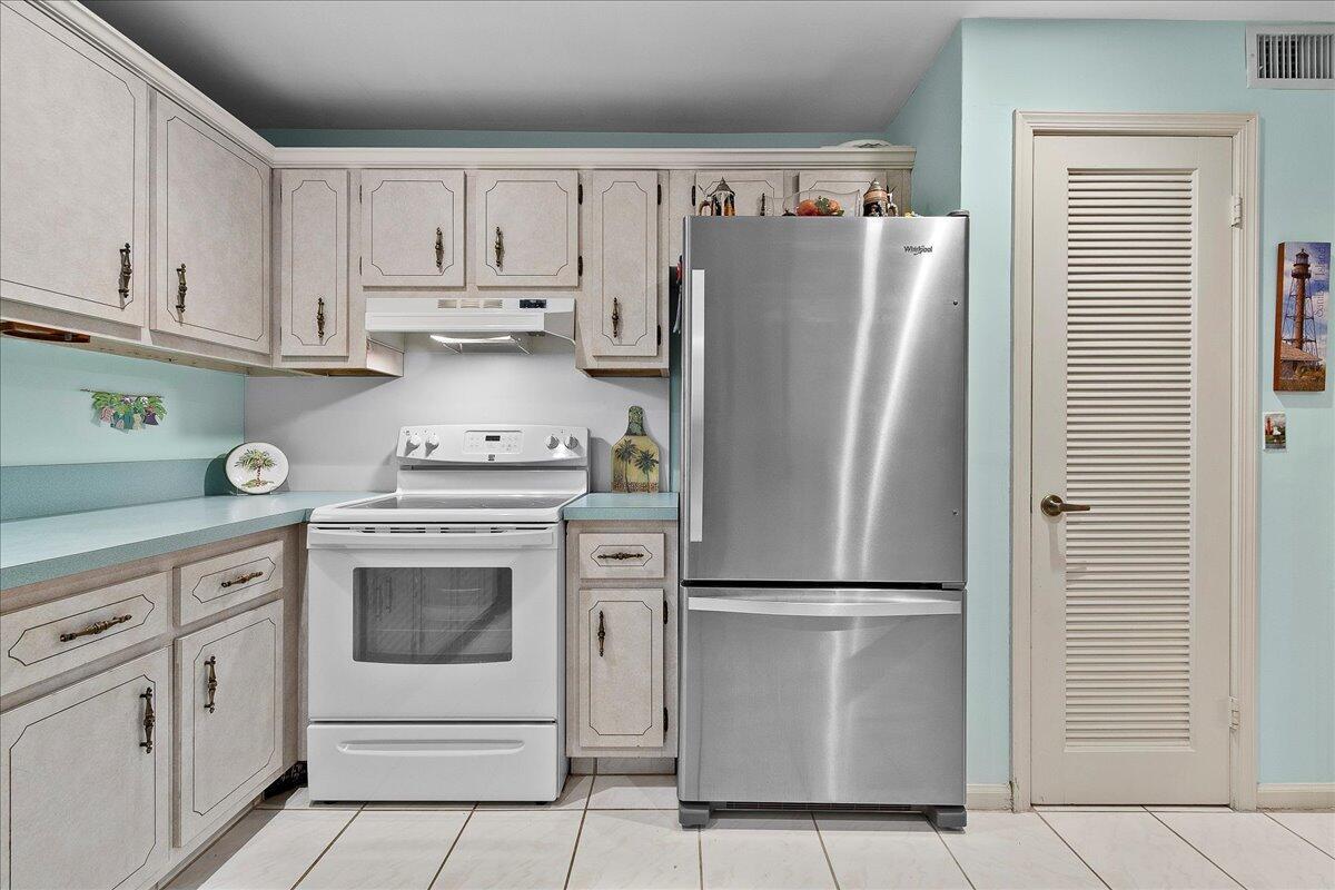 JUPITER INLET CONDO - Residential