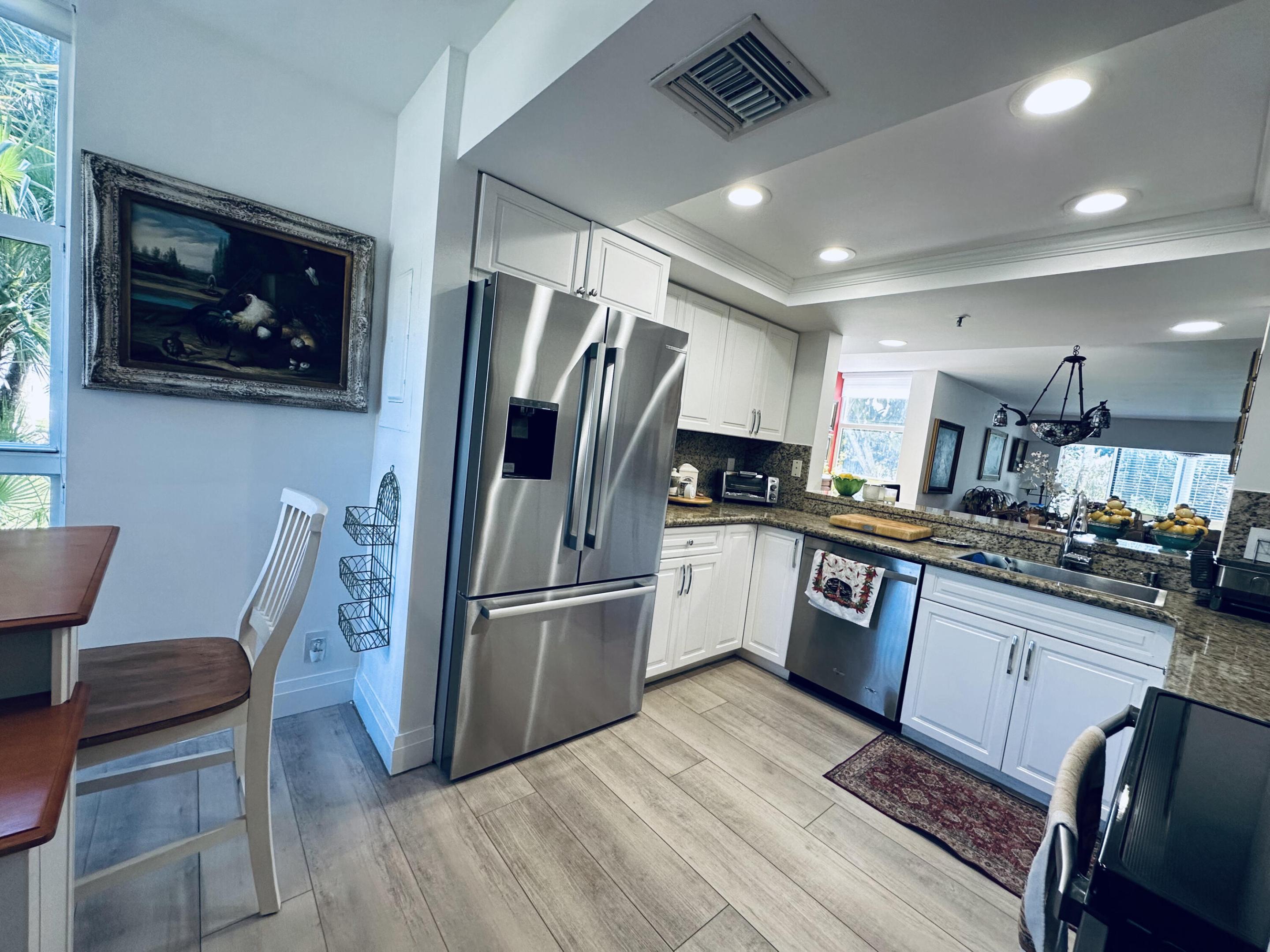 CLUB ROYALE CONDO - Residential