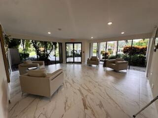 CLUB ROYALE CONDO - Residential