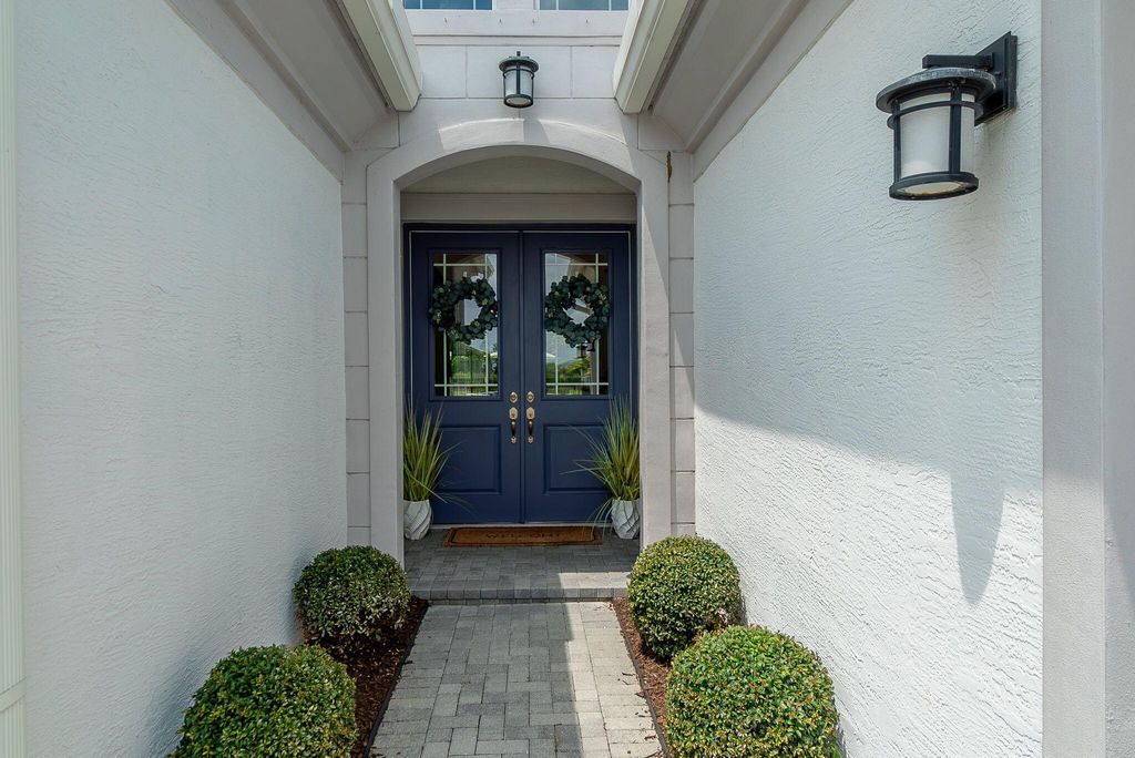 Photo of 16125 Whippoorwill Circle, Westlake, FL 33470 (MLS # R10987770)