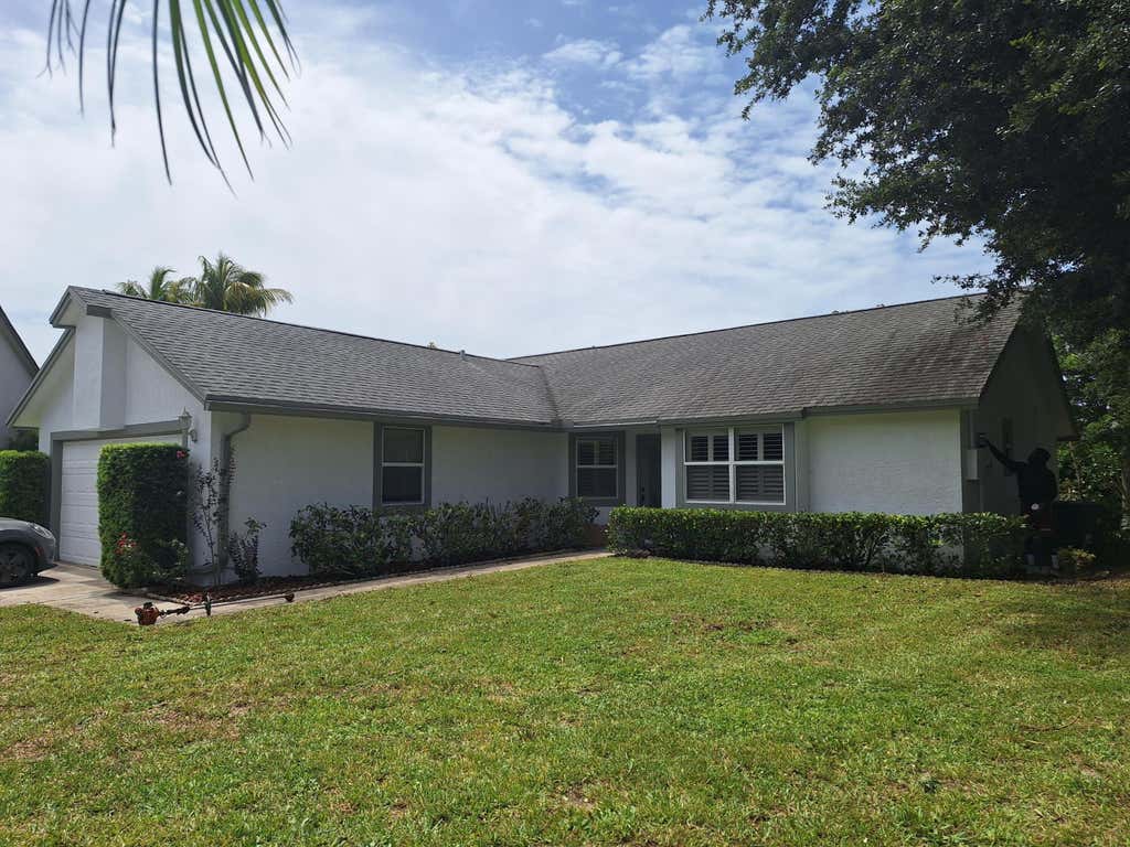 Photo of 1747 Banyan Creek Court, Boynton Beach, FL 33436 (MLS # B26051323)