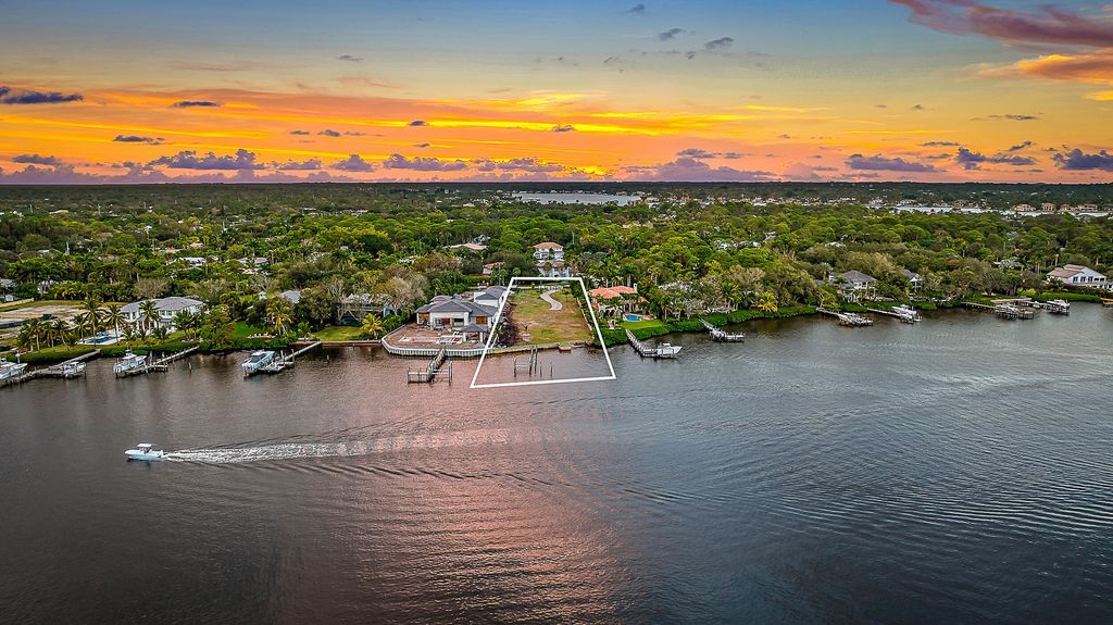 Photo of 5548 Pennock Point Road, Jupiter, FL 33458 (MLS # R11048684)