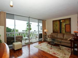 President of Palm Beach - Residential Lease