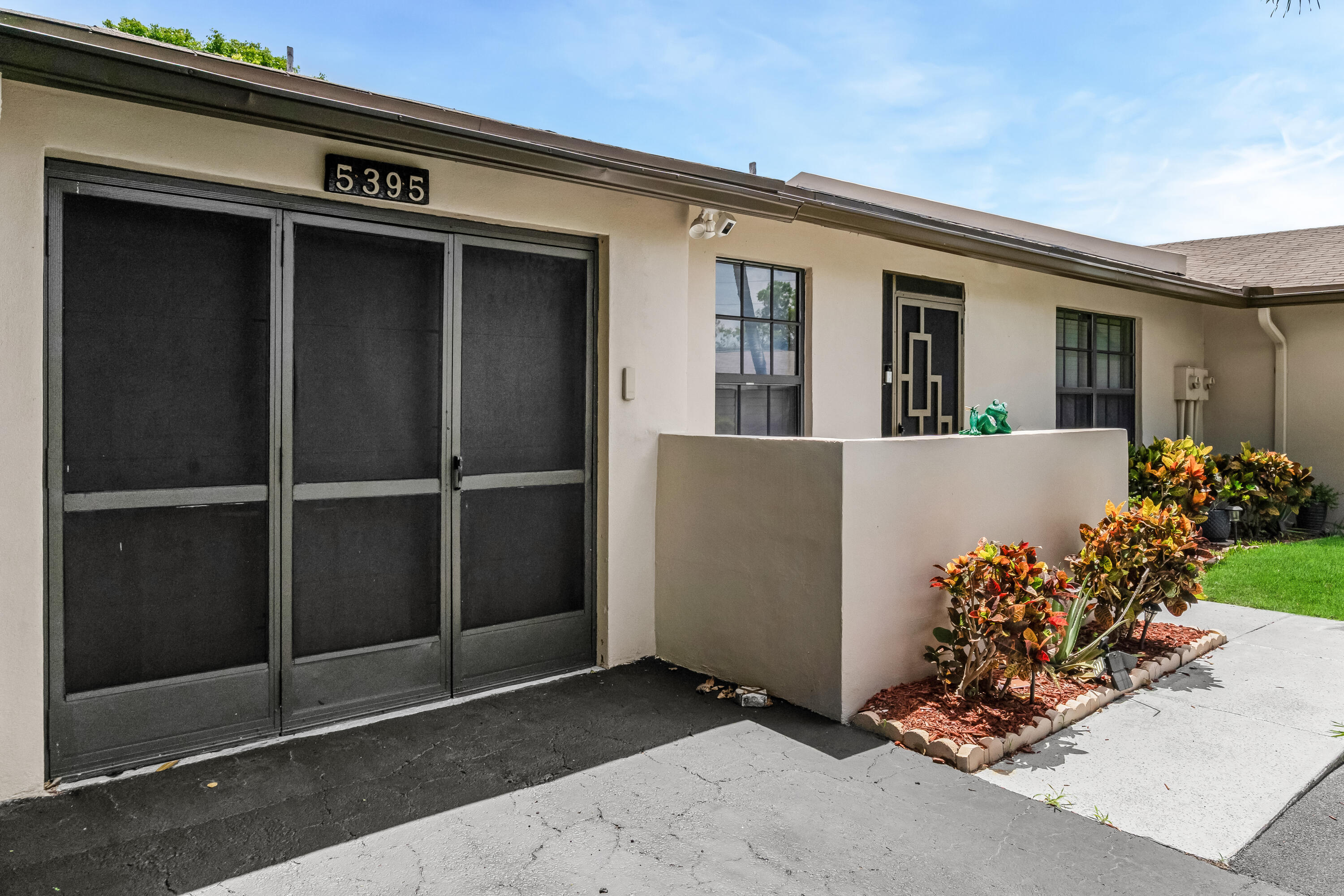 5395 Viburnum Street