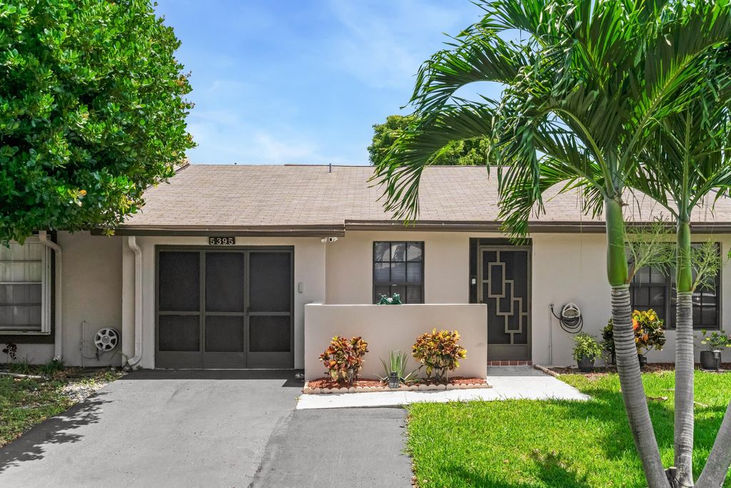 Photo of 5395 Viburnum Street, Delray Beach, FL 33484 (MLS # B26052268)