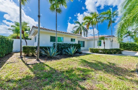 Tiny photo for 2160 NE 55TH Court, Fort Lauderdale, FL 33308 (MLS # B26090807)