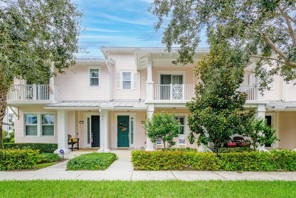 Photo of 1435 N Jeaga Drive, Jupiter, FL 33458 (MLS # R10834025)