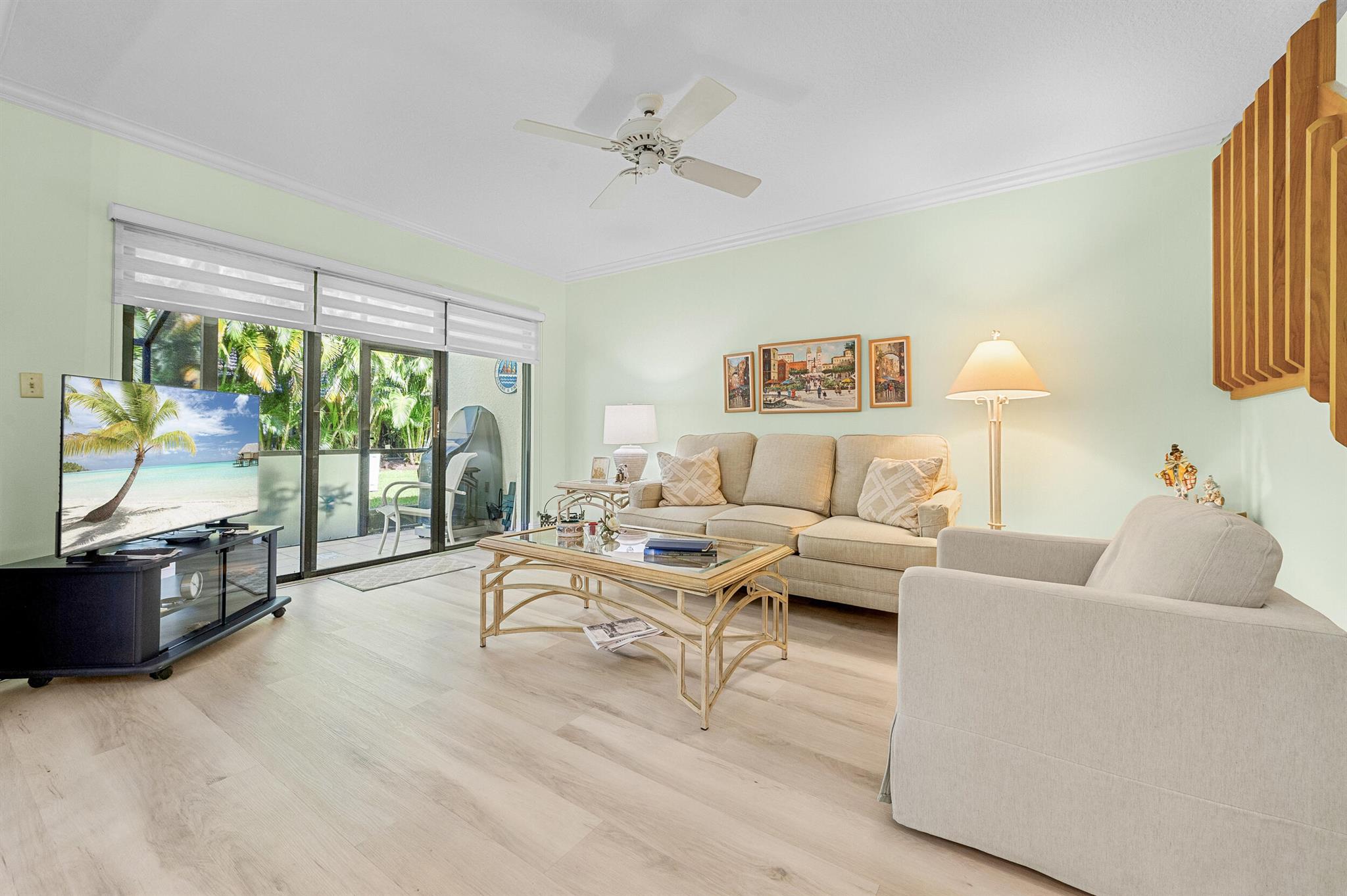 OAK HARBOUR CONDOS - Residential