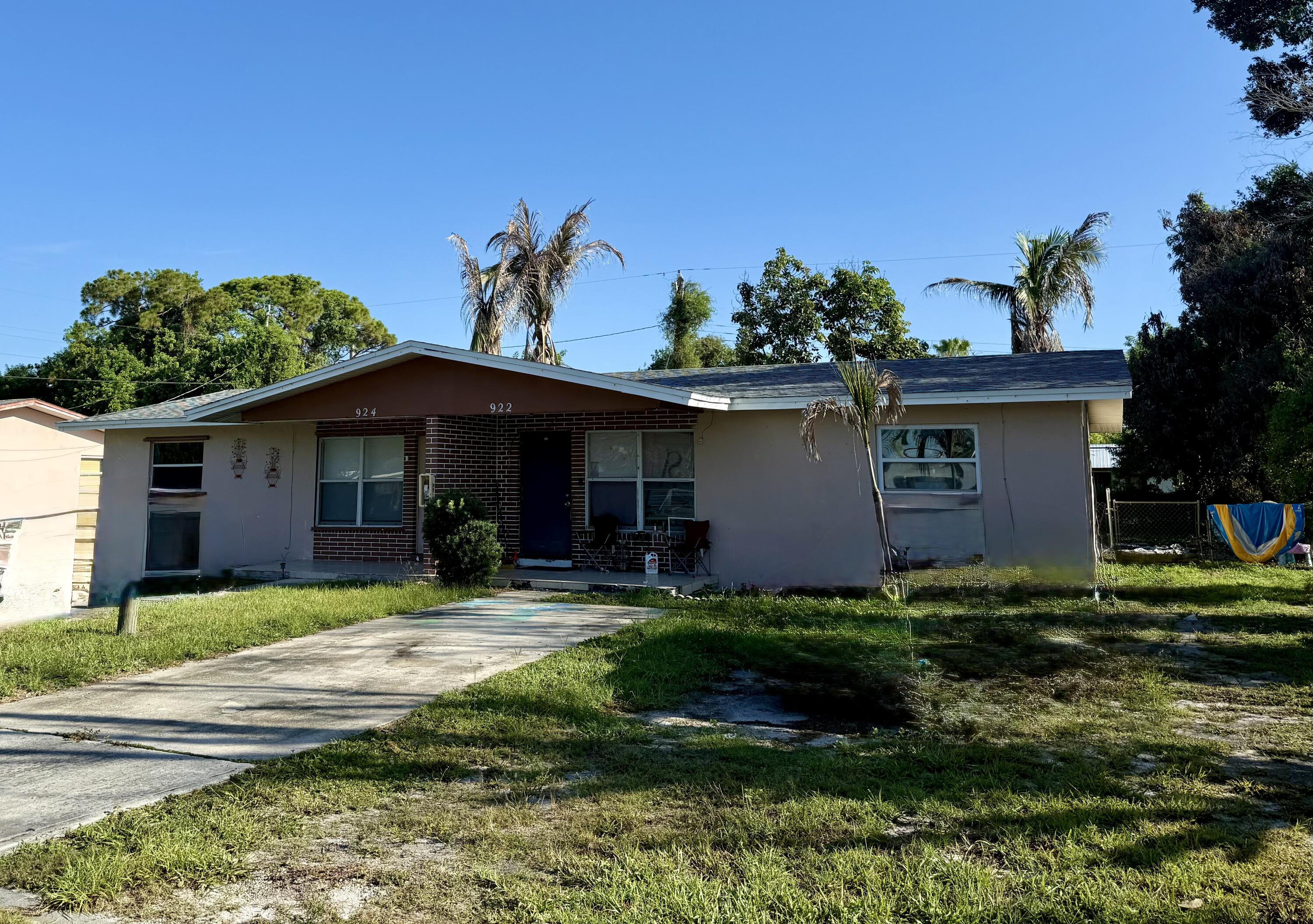 924 Skylark Drive
