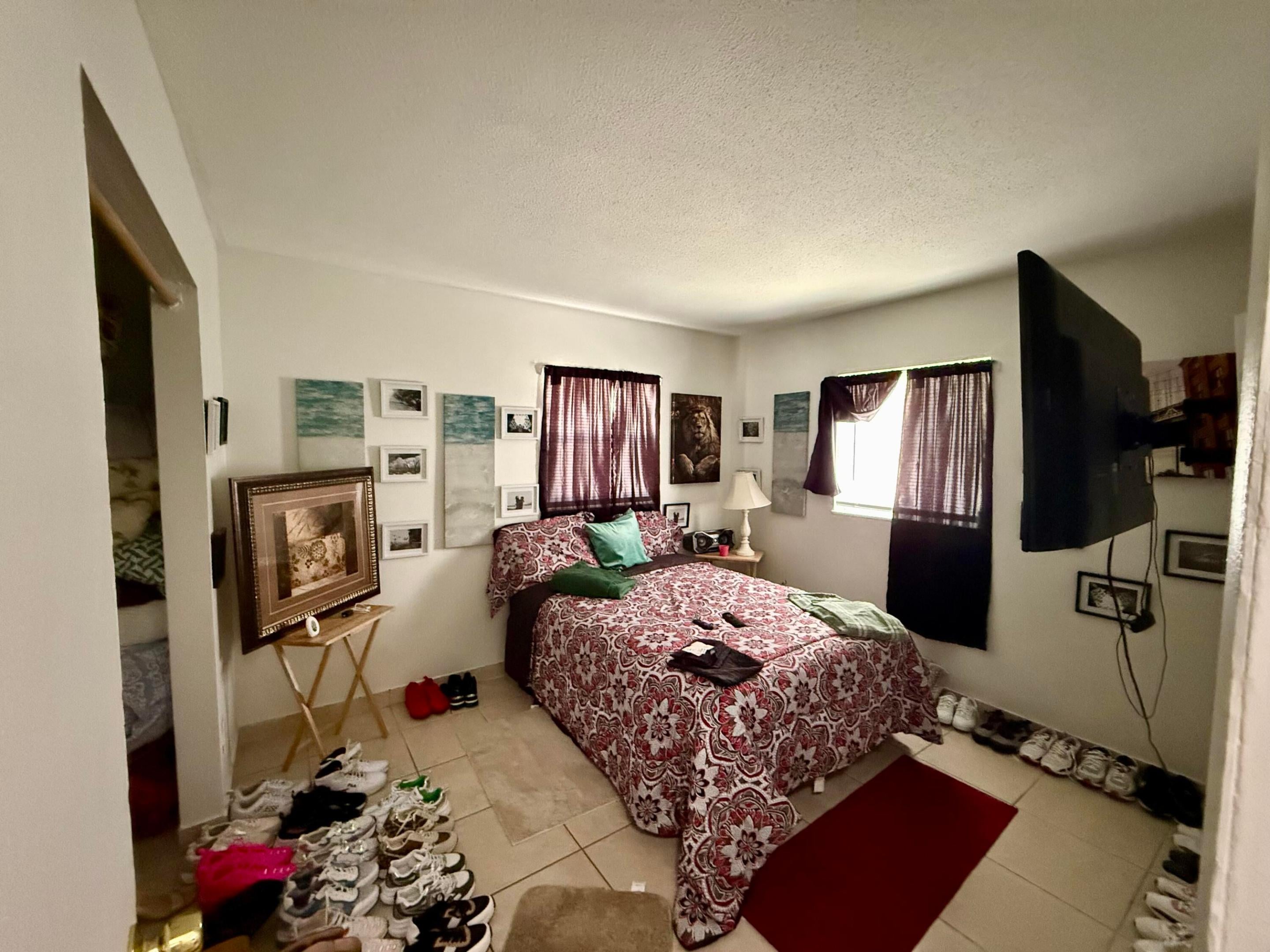 924 Skylark Drive