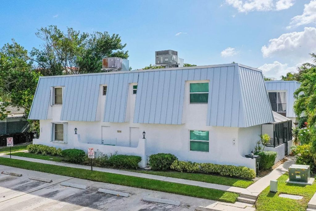 Photo of 106 Linda Lane #4, Palm Beach Shores, FL 33404 (MLS # R11086151)