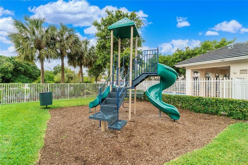 CAMBRIDGE PARK - Residential