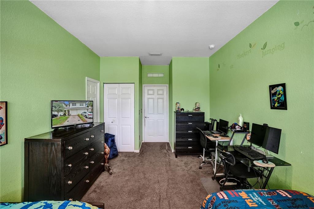 CAMBRIDGE PARK - Residential