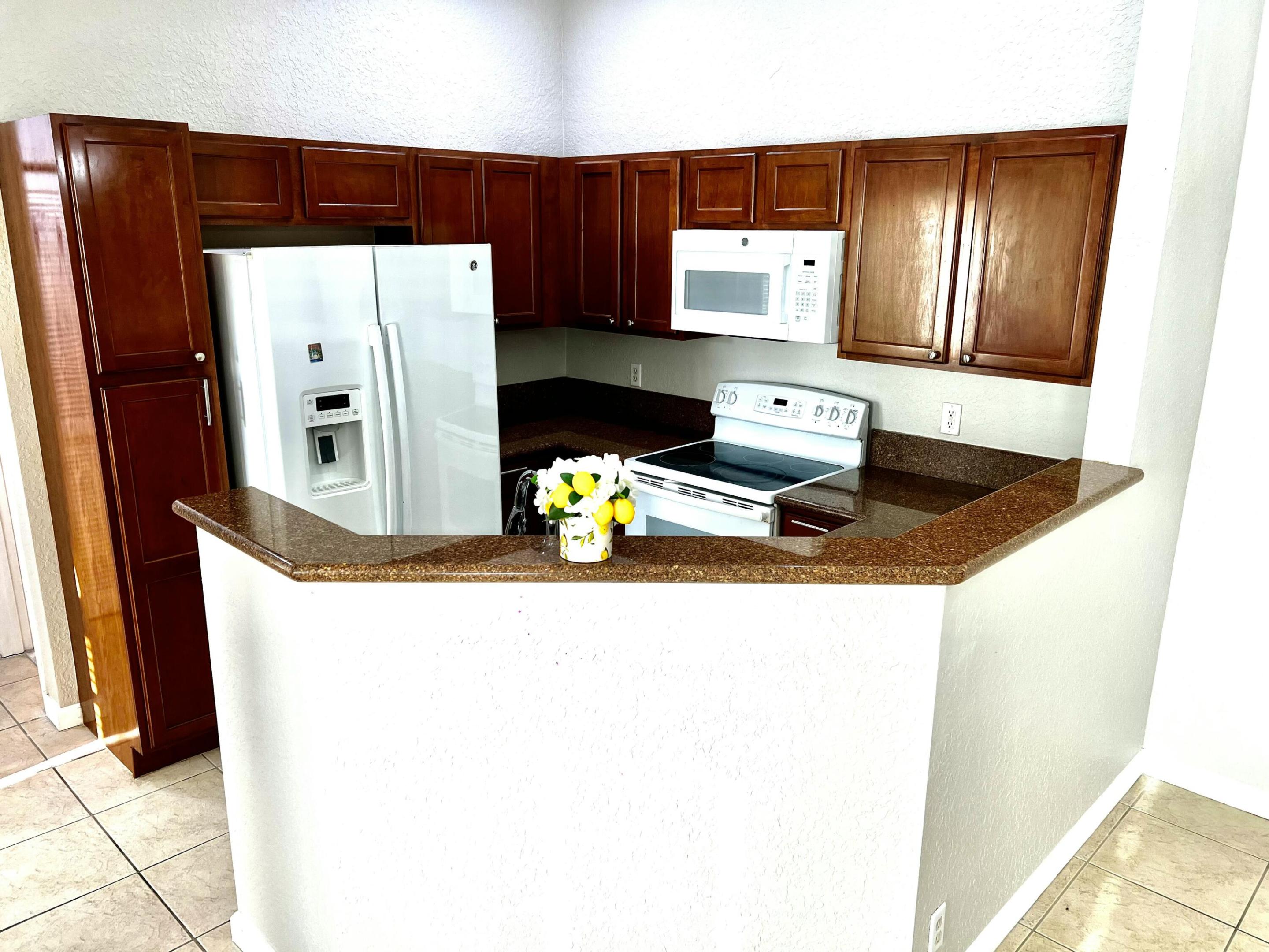 SIERRA BAY - Residential