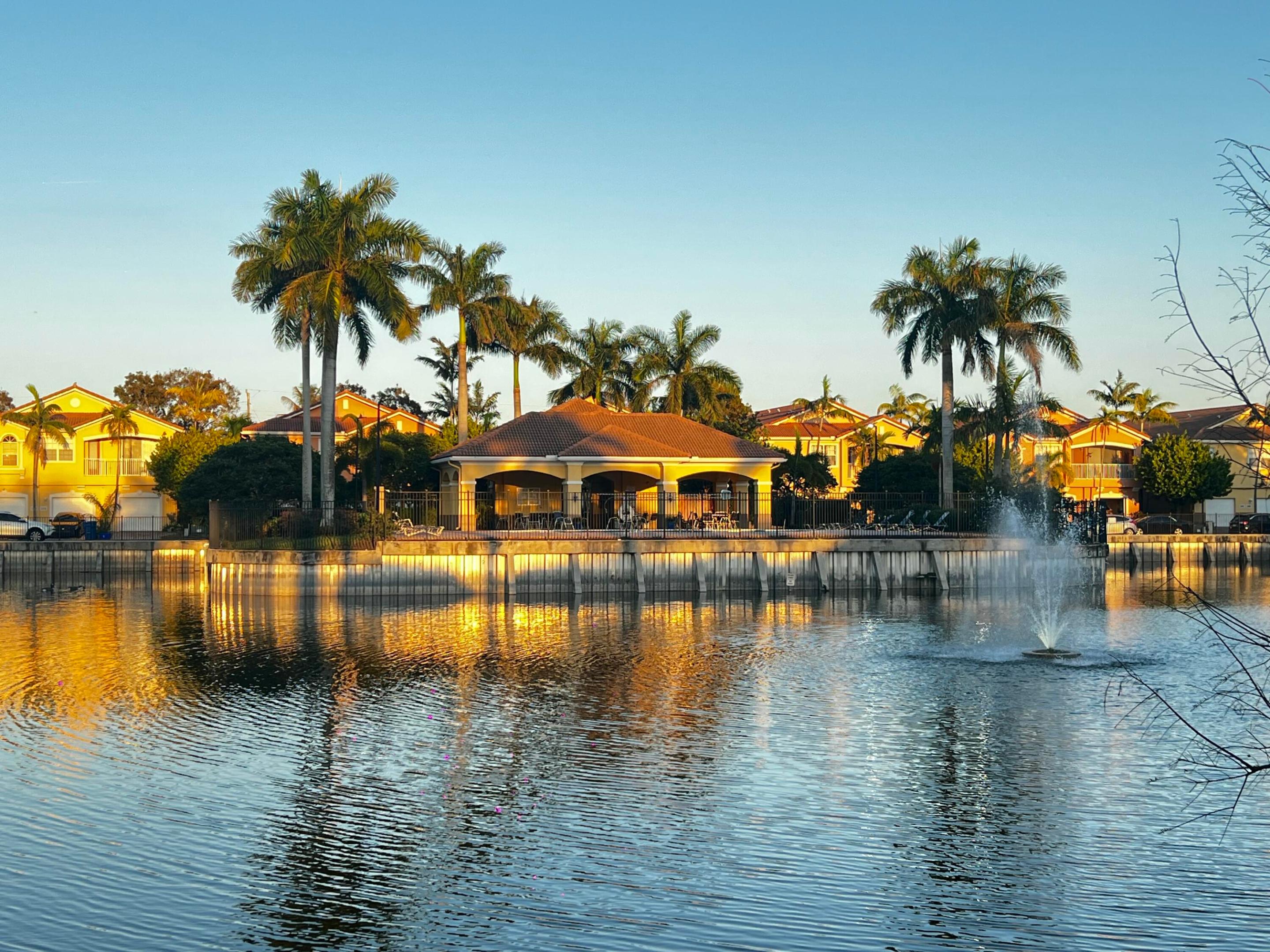 SIERRA BAY - Residential