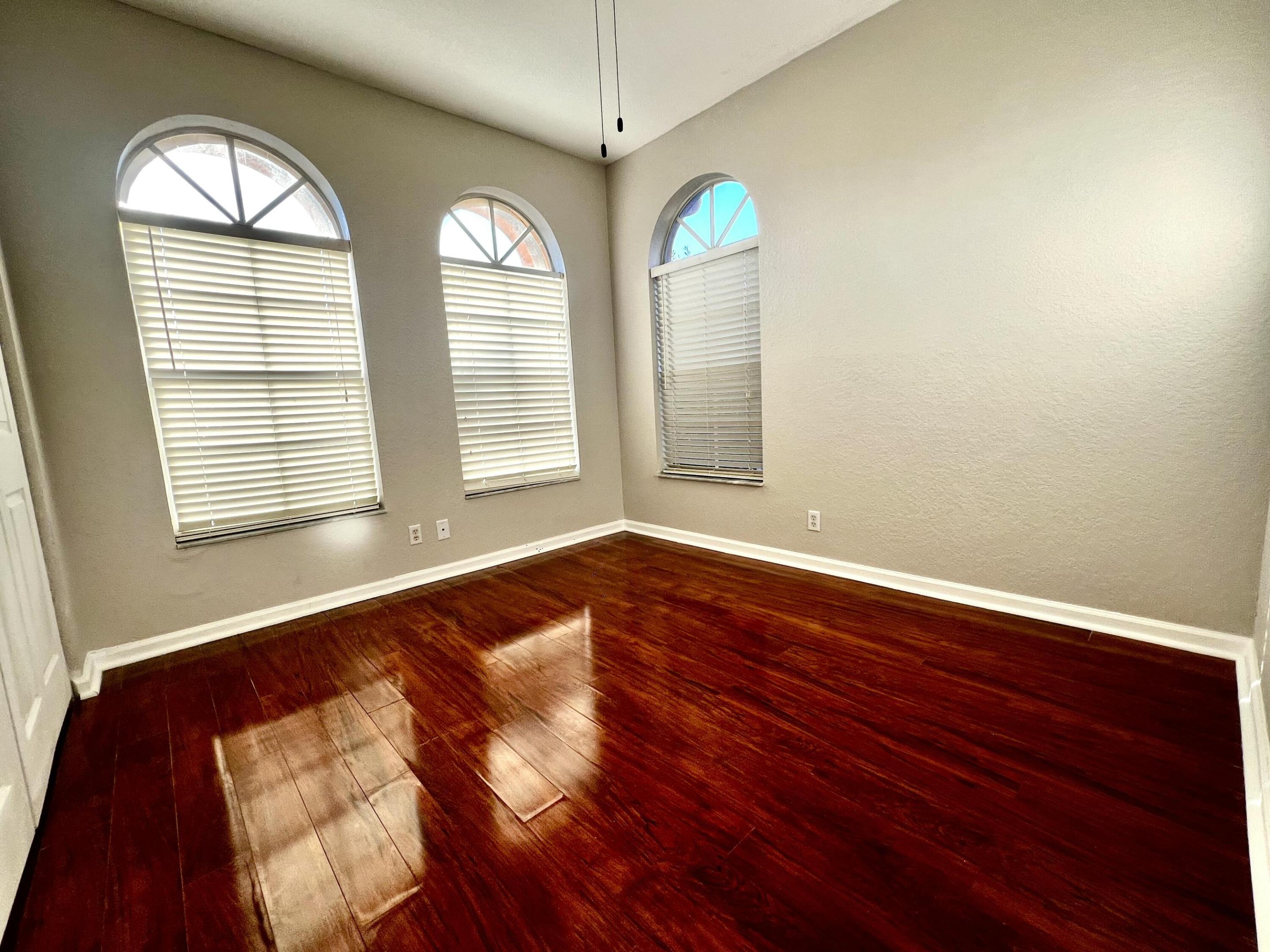 SIERRA BAY - Residential