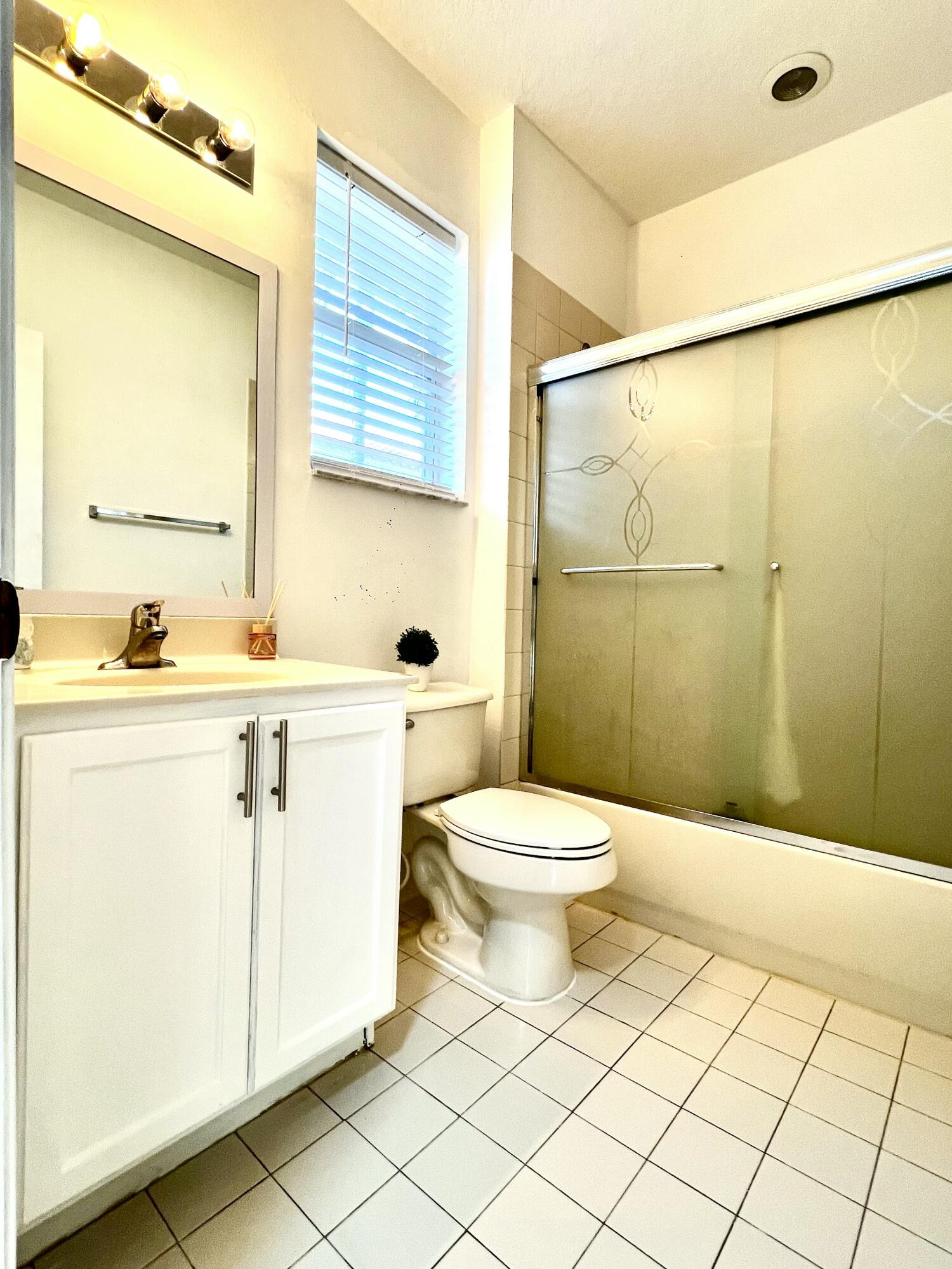 SIERRA BAY - Residential