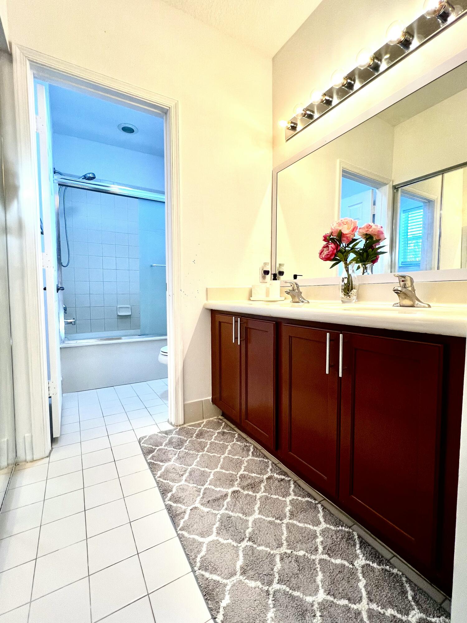 SIERRA BAY - Residential