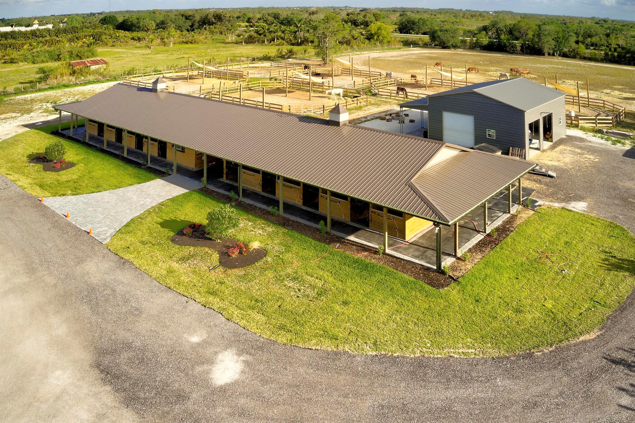RUSTIC RANCHES - Residential Lease