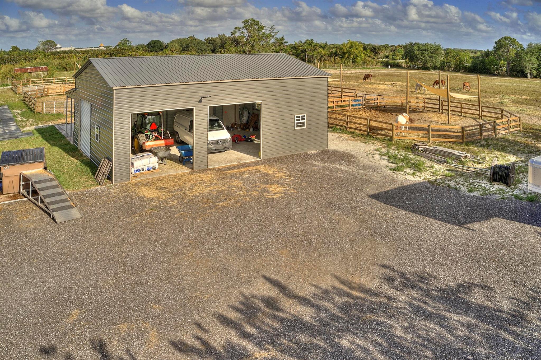 RUSTIC RANCHES - Residential Lease