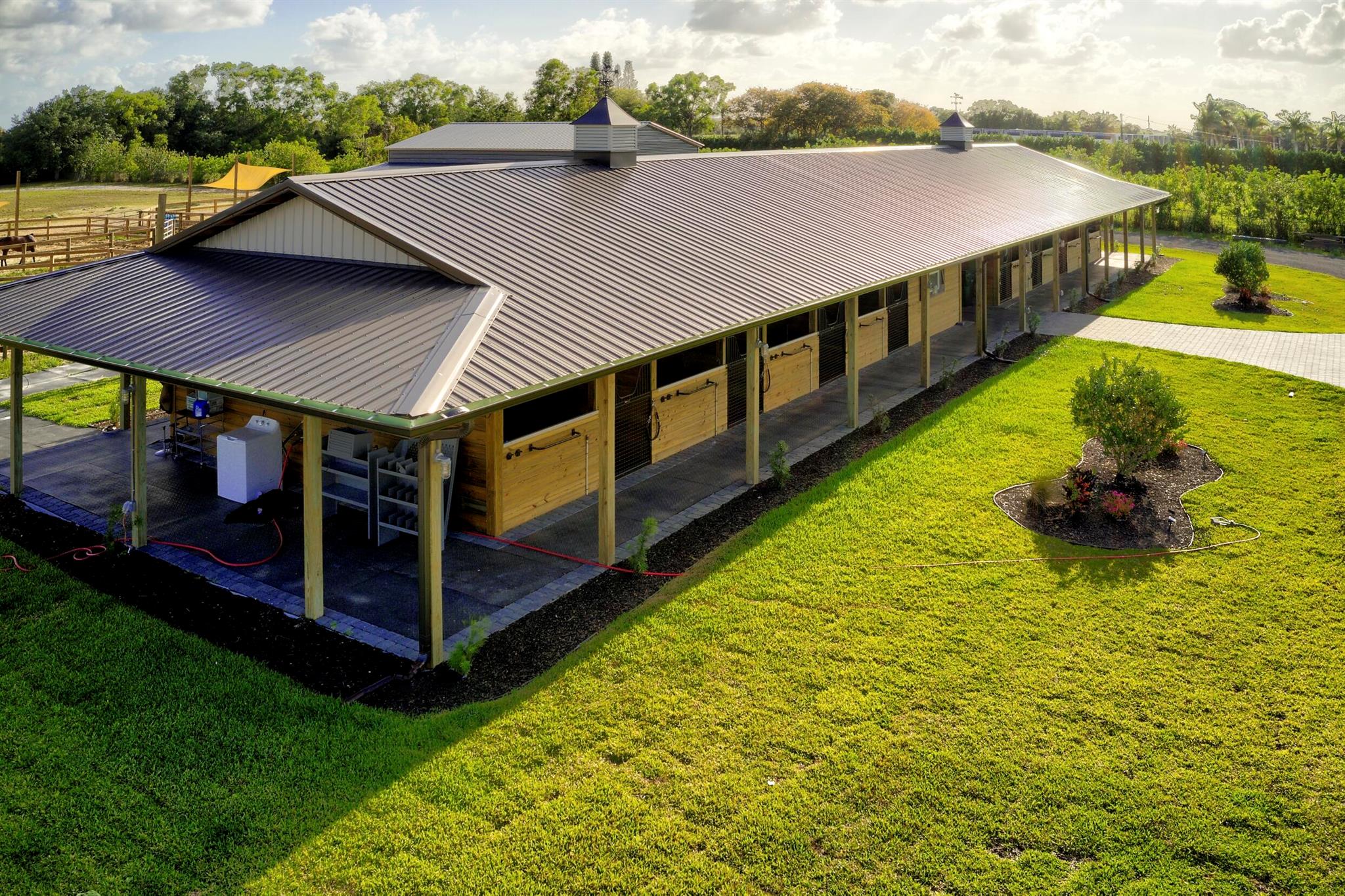 RUSTIC RANCHES - Residential Lease