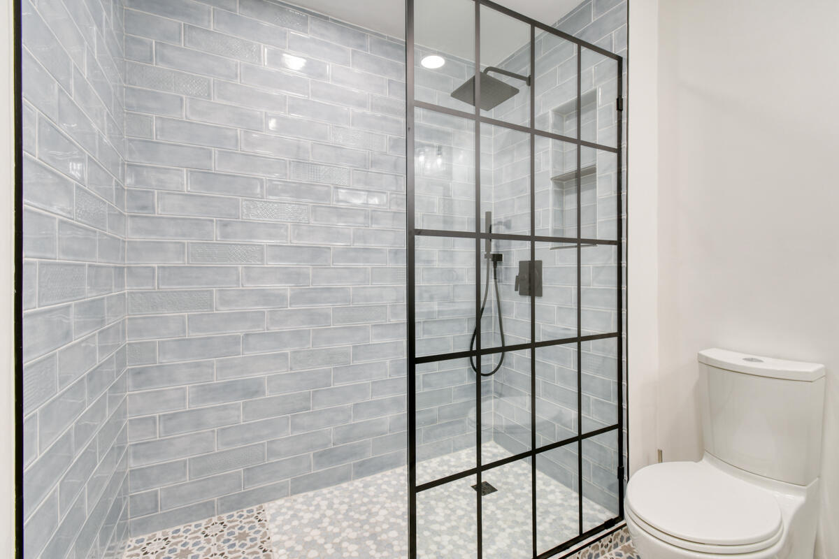 MILES GRANT CONDO - Residential