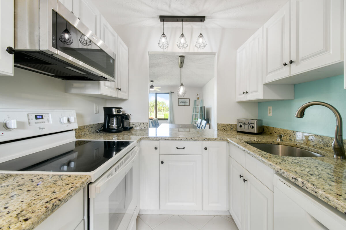 MILES GRANT CONDO - Residential