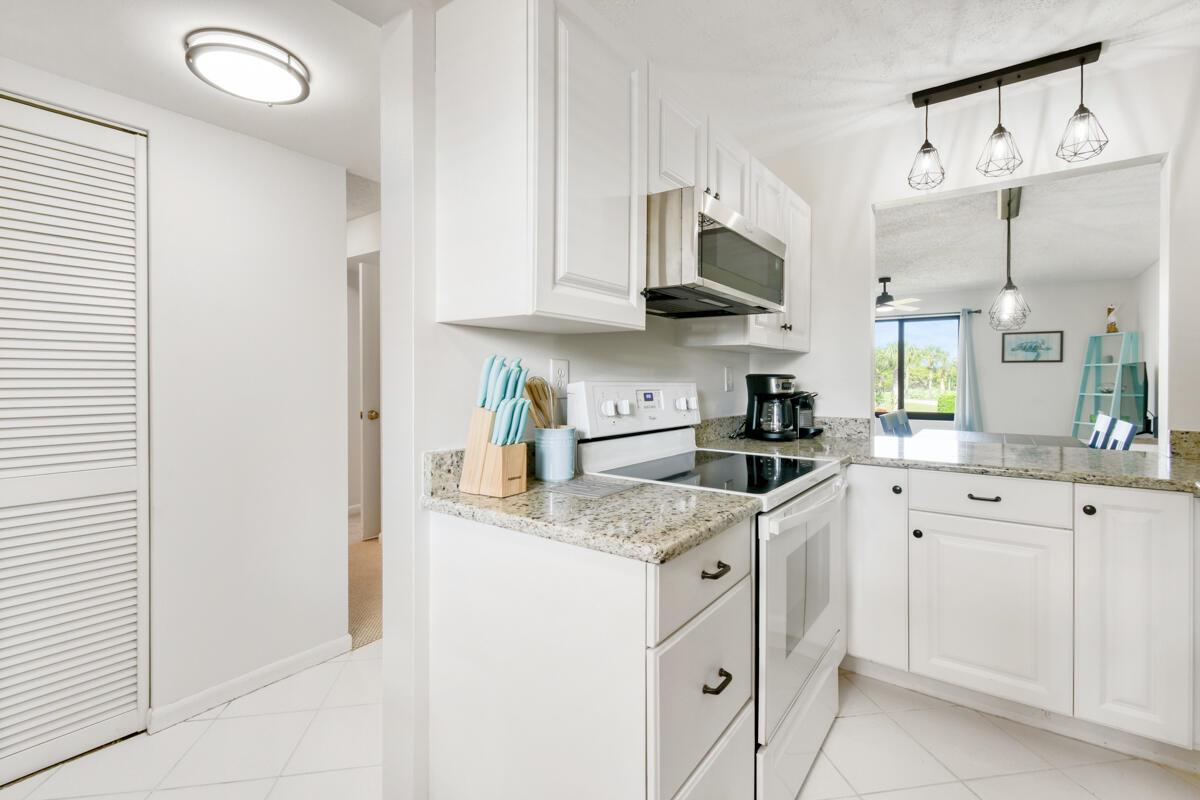 MILES GRANT CONDO - Residential