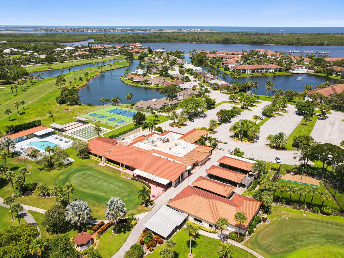 MILES GRANT CONDO - Residential