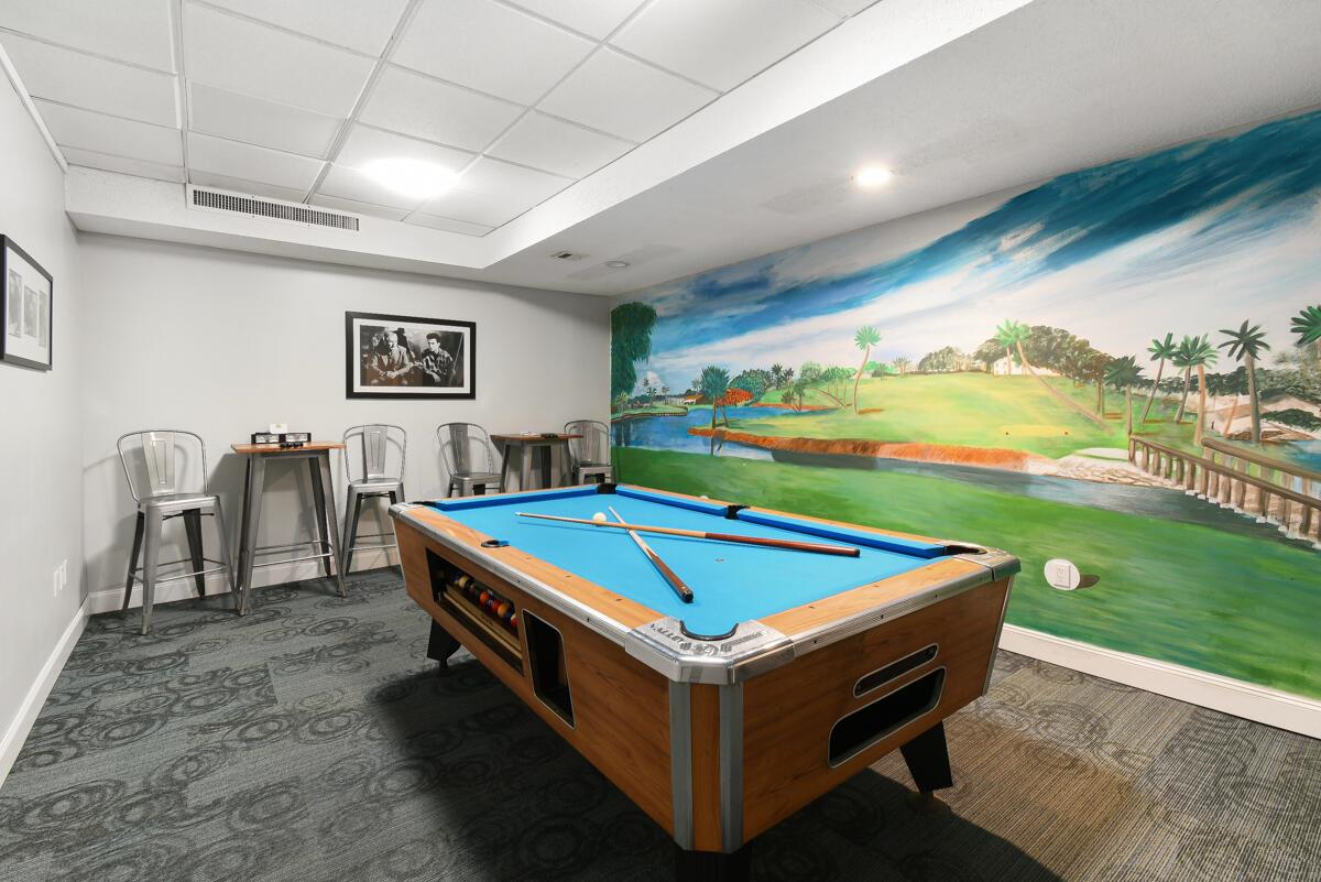 MILES GRANT CONDO - Residential