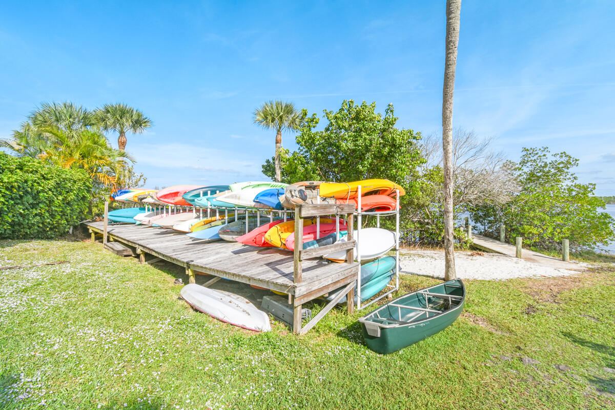 MILES GRANT CONDO - Residential