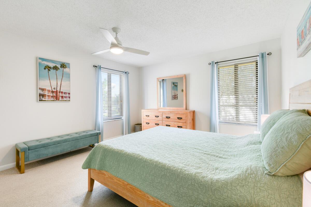 MILES GRANT CONDO - Residential