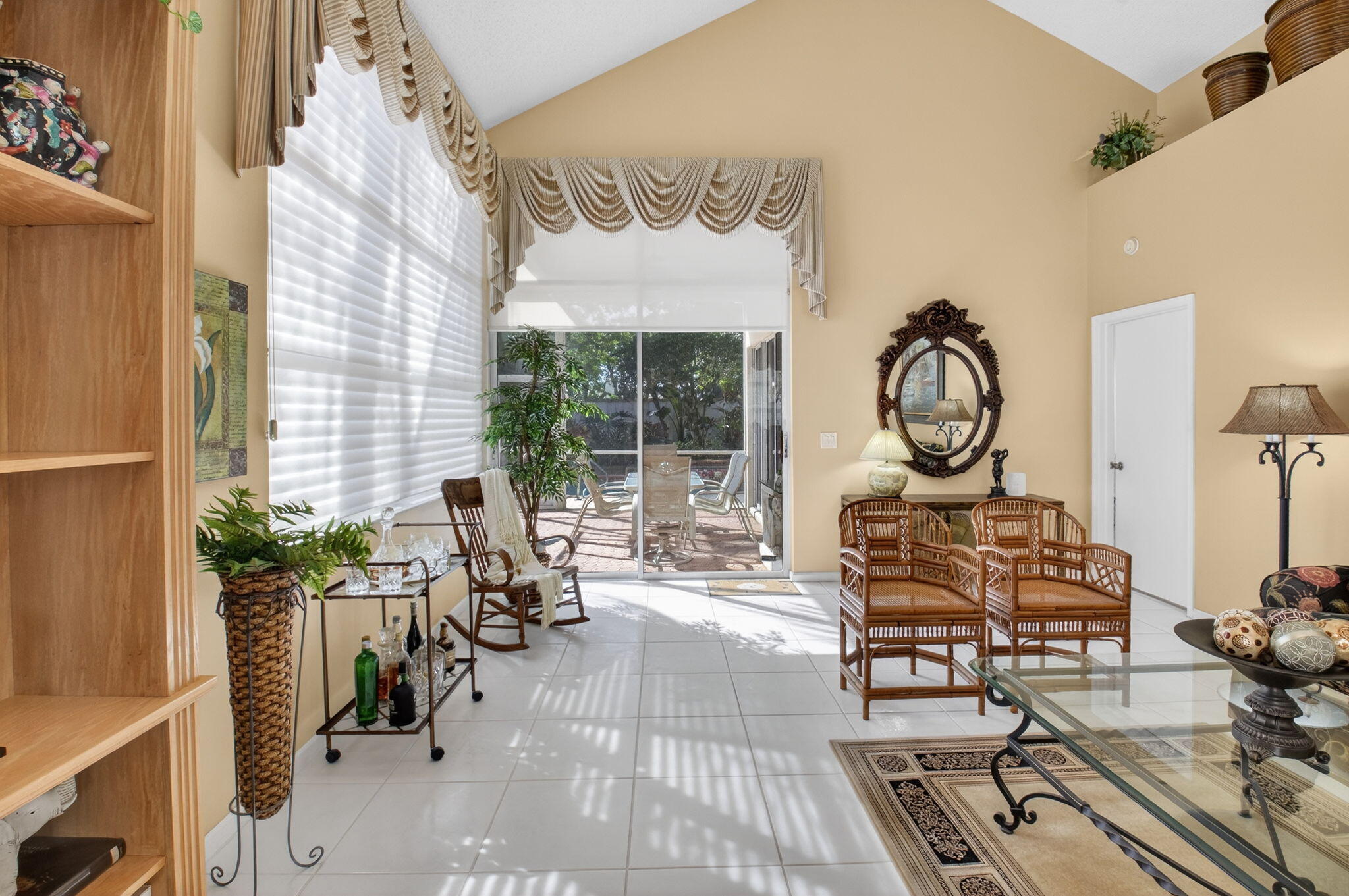 BANYANS - Residential