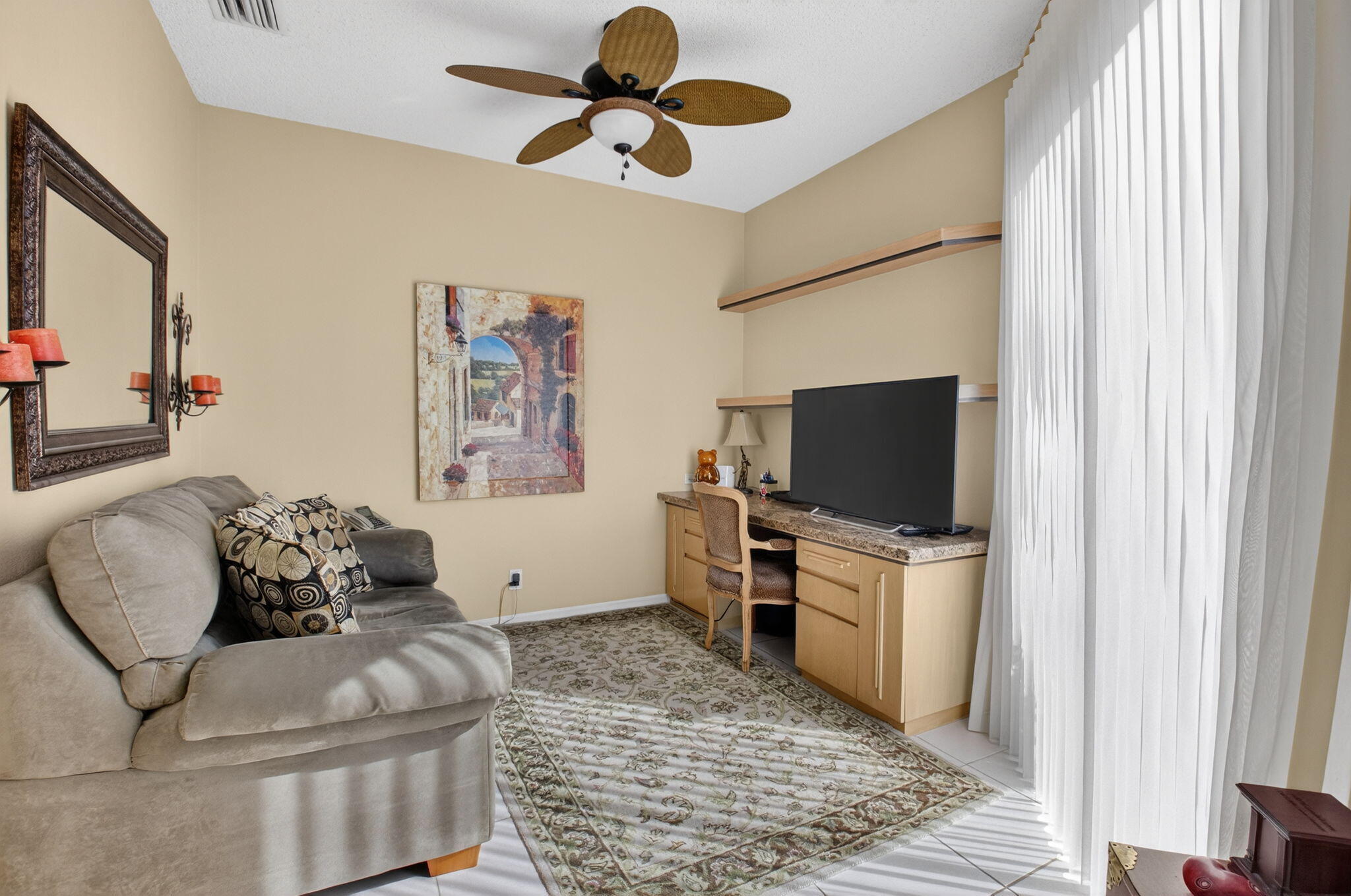 BANYANS - Residential