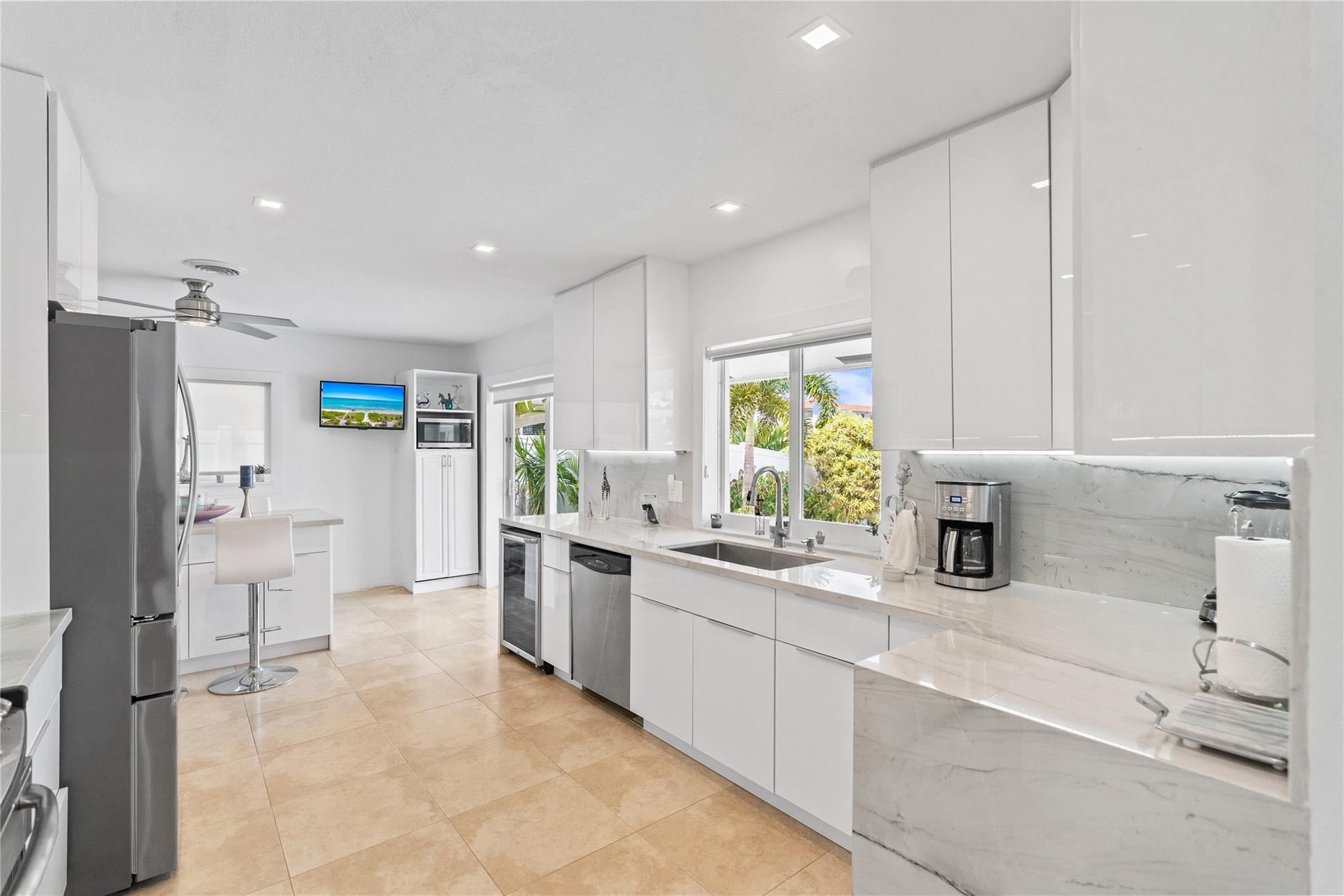 CORAL RIDGE ISLES 45-47 B - Residential