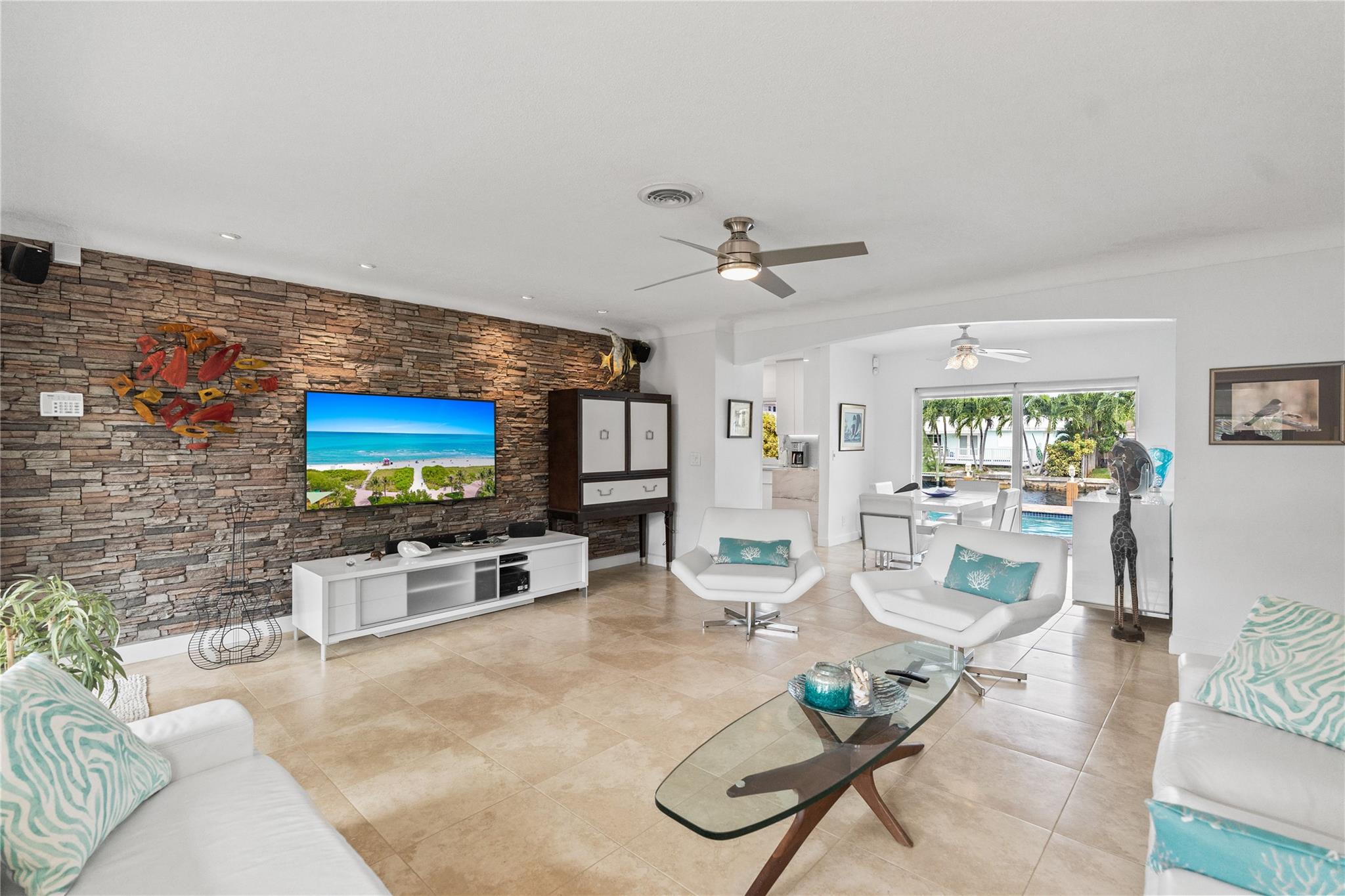 CORAL RIDGE ISLES 45-47 B - Residential