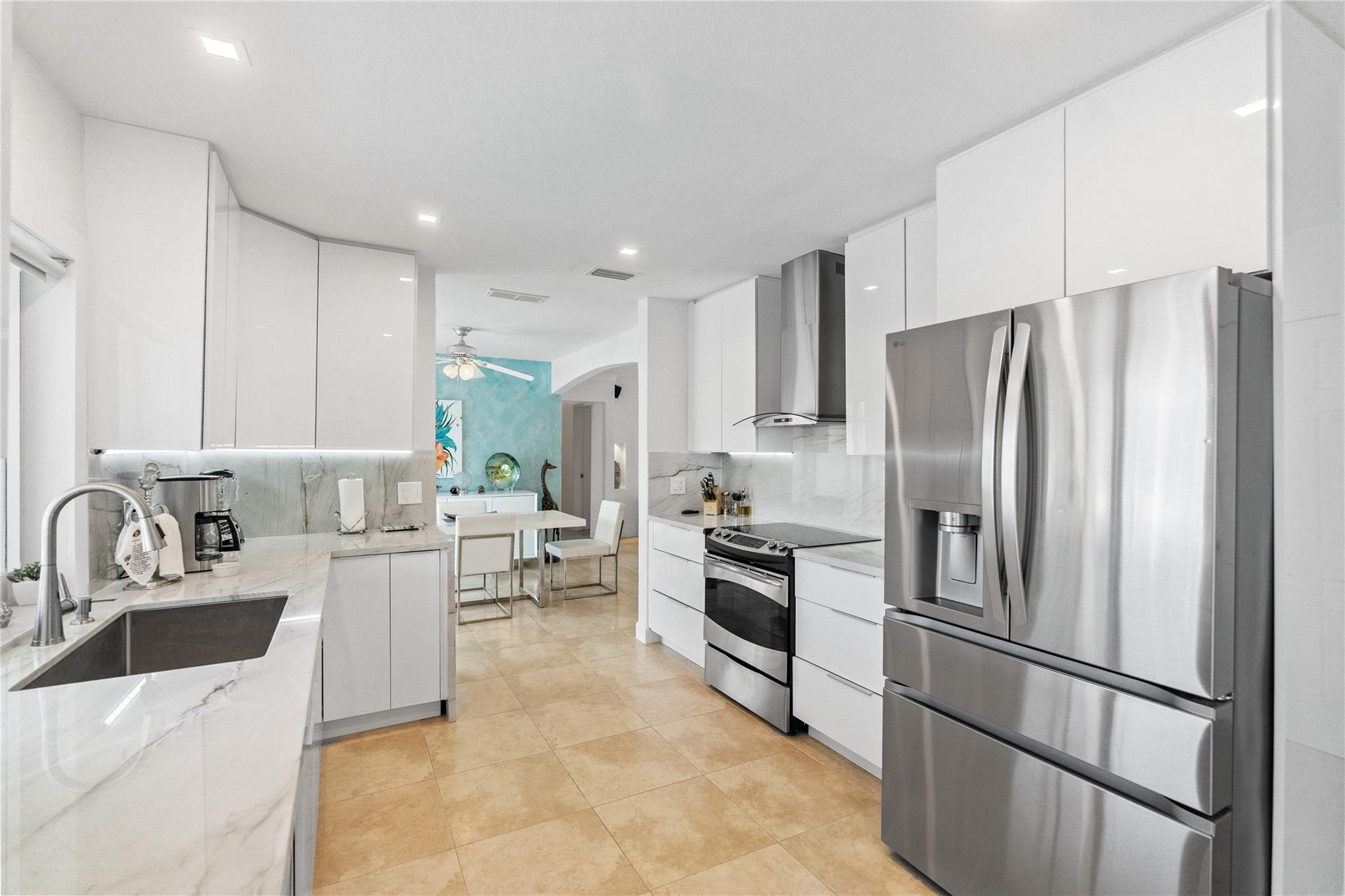 CORAL RIDGE ISLES 45-47 B - Residential