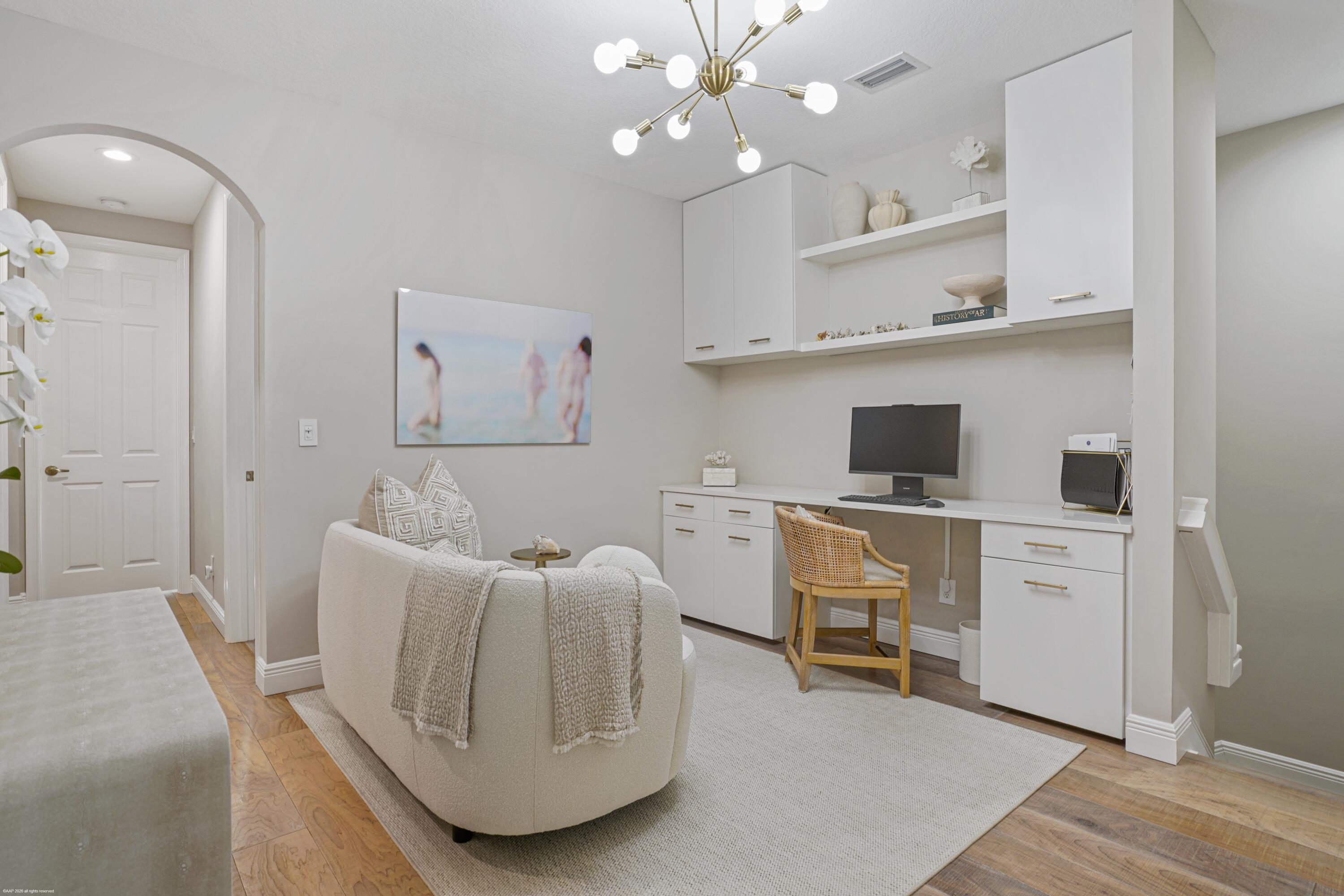 SOUTHAMPTON - Residential Lease