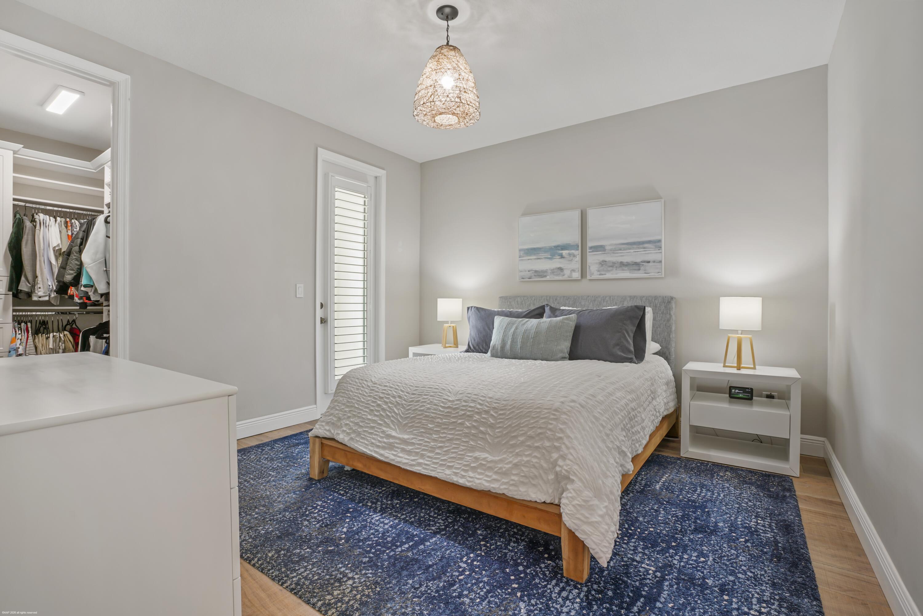SOUTHAMPTON - Residential Lease