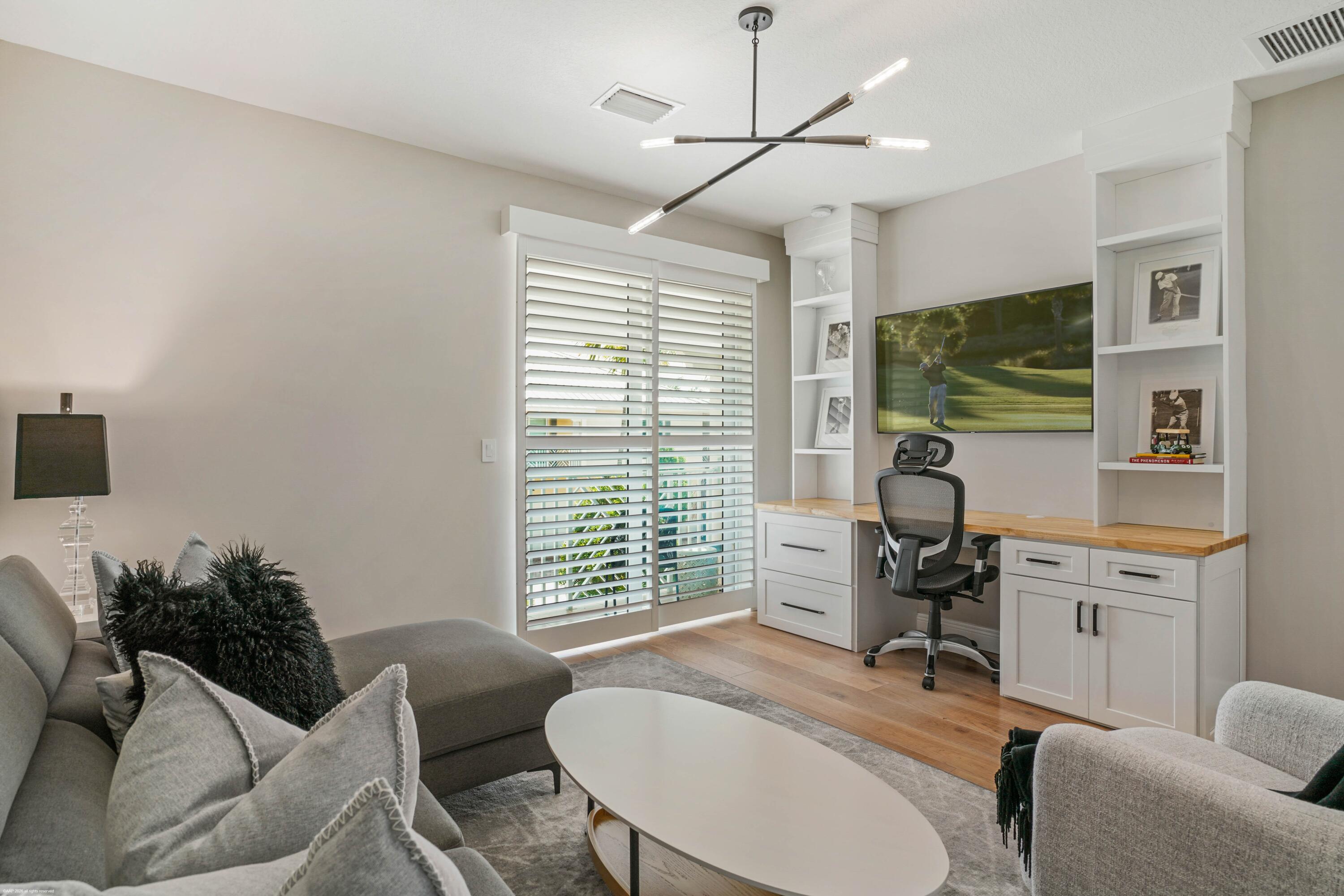 SOUTHAMPTON - Residential Lease