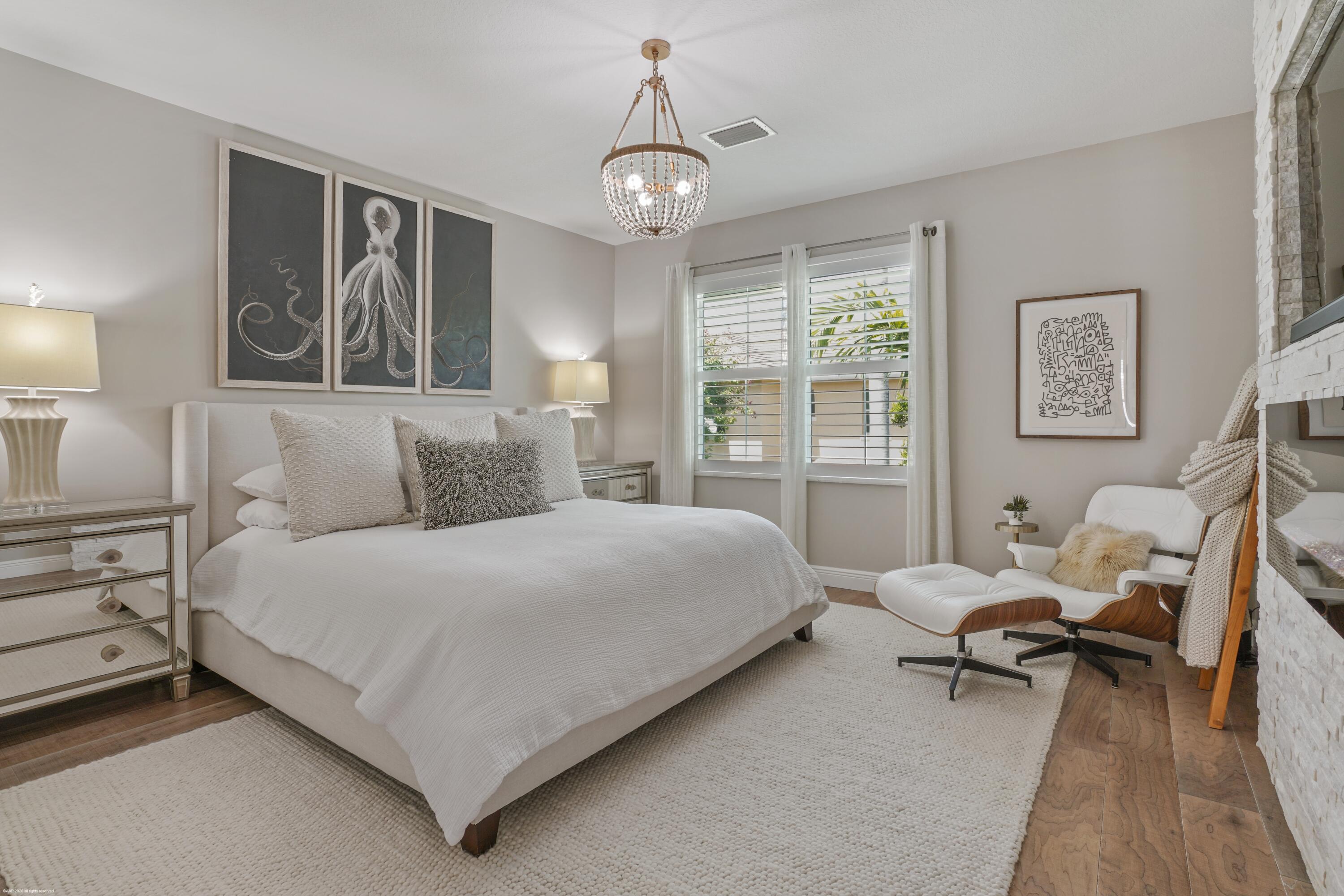 SOUTHAMPTON - Residential Lease